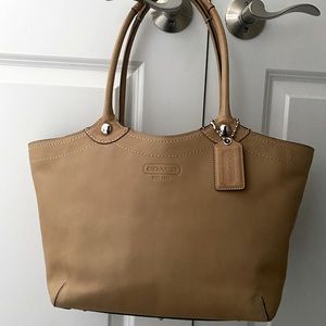 Coach vintage leather tote
